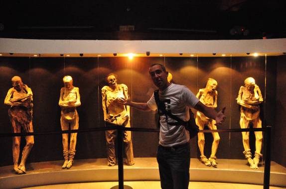 Todas as múmias tem menos de 100 anos de idade no Museu das Múmias, em Guanajuato - México